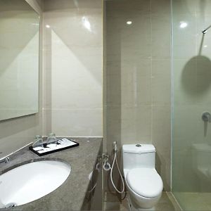 Kamar king executive